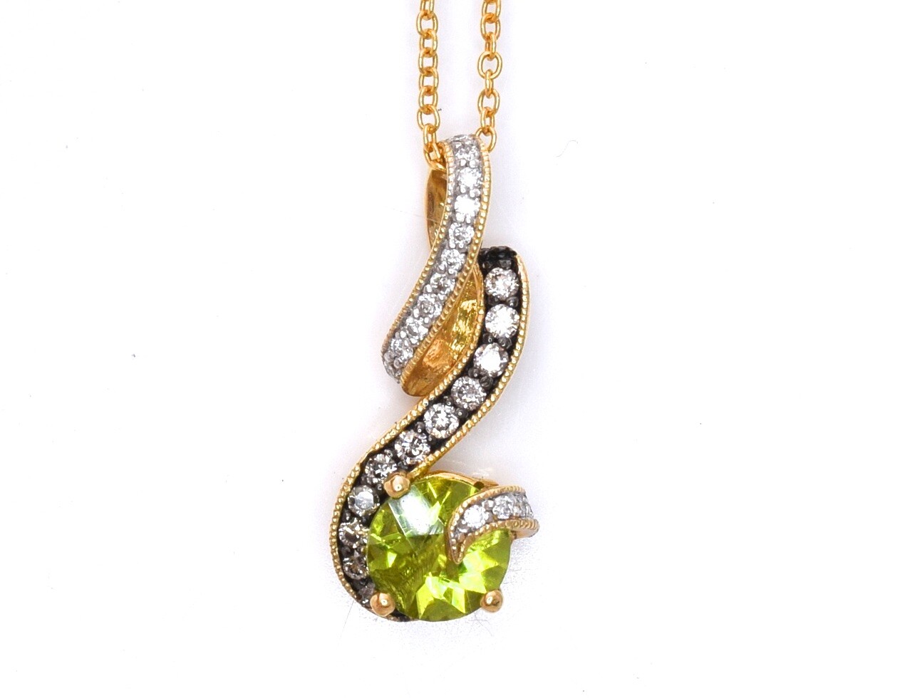 Pre-owned Le Vian Levian Necklace Peridot Chocolate Diamonds 0.95ct Pendant 14k Yellow Gold In Green