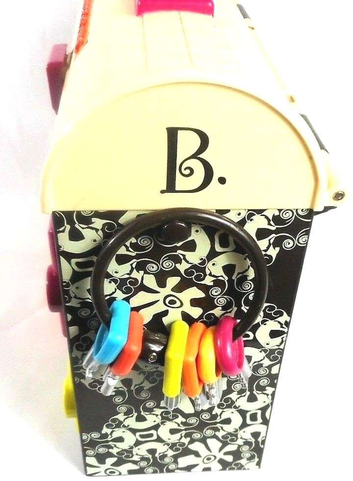 B Critter Clinic Vet Set Toy Battat Locking Doors Keys Set