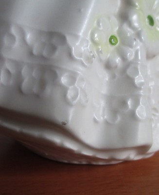 Lefton Lady Planter MR 6639 Green Yellow Flowers Label Vintage Japan