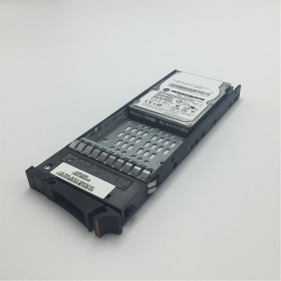 レノボ・ジャパン旧IBM 900GB 10K SAS 6Gbps 2.5型 HS Gen3 HDD 00AJ071