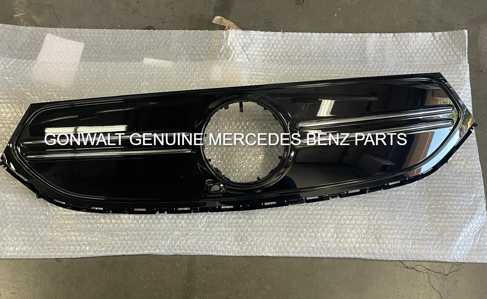 Mercedes Benz Genuine EQB250 EQB300 2022-2024 Radiator Shell Mercedes Benz Genuine EQB250 EQB300 2022-2024 Radiator Shell