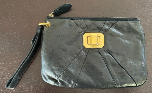 JUICY COUTURE USA Wallet Black Leather Wristlet Clutch Bag Gold Tone Hardware