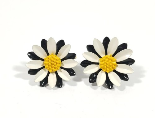 ★VINTAGE HOLLYWOOD★ Mini Daisy Post Earring_VH23N6EA101B VINTAGE HOLLYWOOD VH-231-008 Mini Daisy Post Earrings