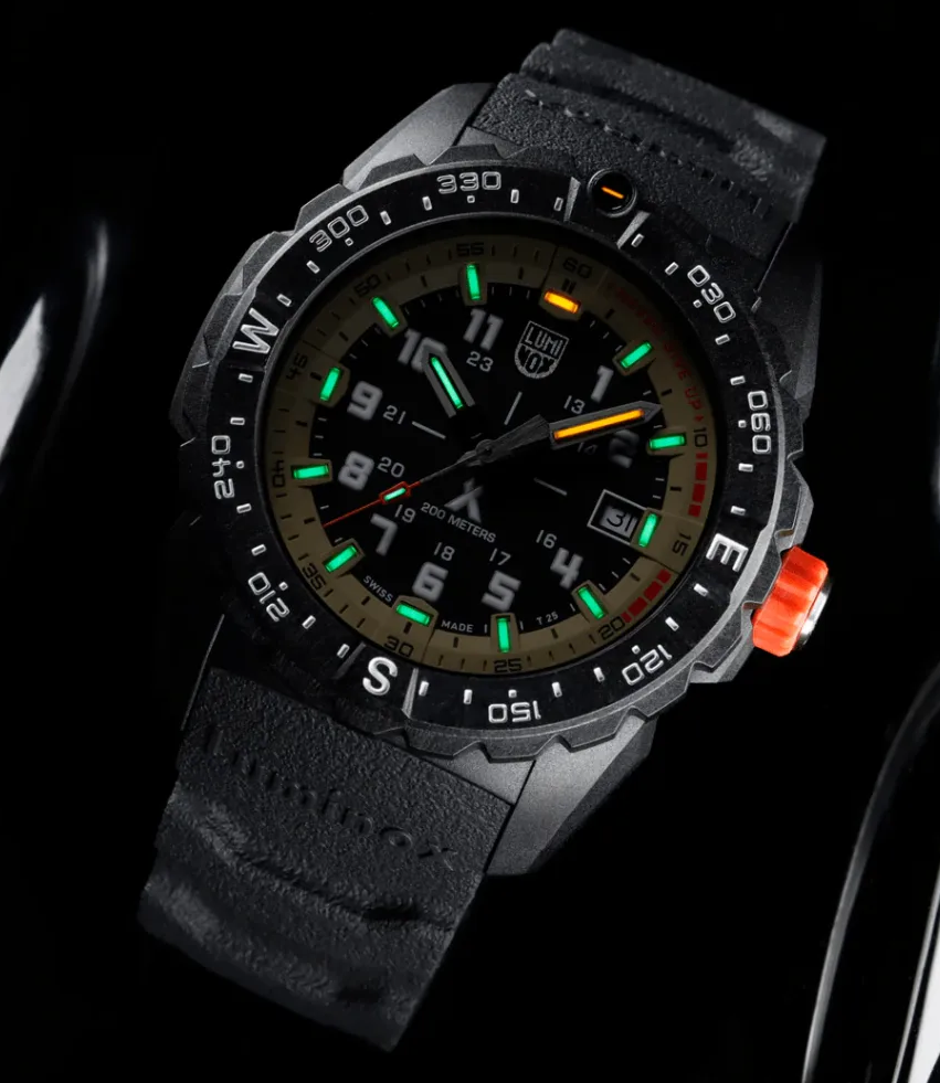 Pre-owned Luminox Bear Grylls Survival Sapphire Crystal Men's Watch Black Strap Xb.3731