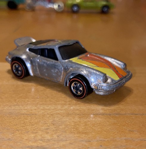 HOT WHEELS® PORSCHE 911 ©MATTEL 1974 香港製 Vintage Hot Wheels 1974 Porsche P-911 Black #95 Mattel Die