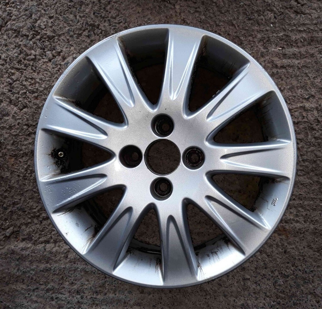 Honda Jazz 15inch alloy wheel in Balerno, Edinburgh Gumtree