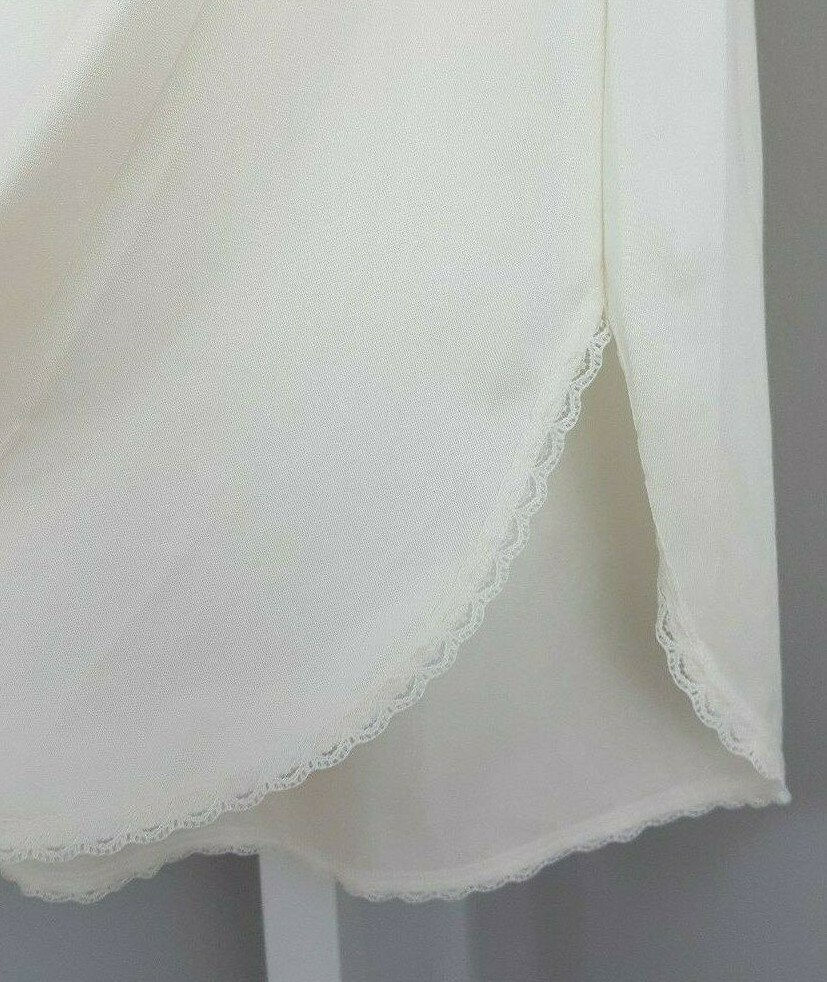 Vanity Fair Womens Small Half Slip Skirt Ivory Beige Nylon Lace Trim Style11-760