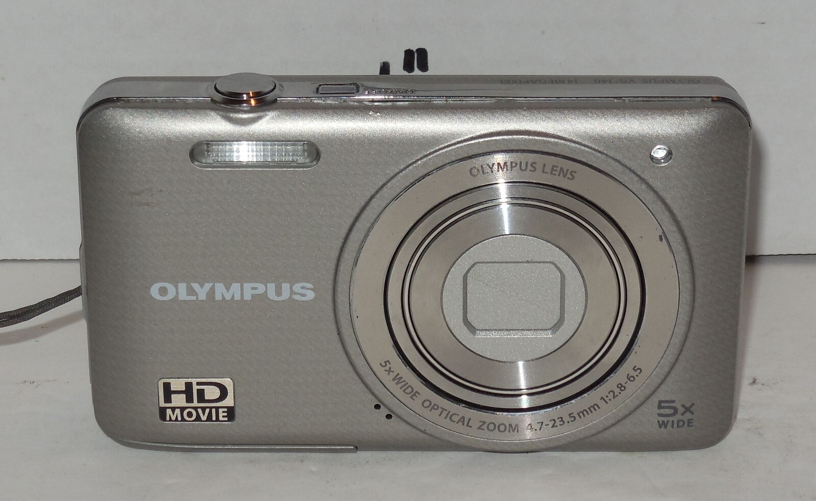 Olympus VG series VG-140 14.0MP Digital Camera - Silver Olympus VG series VG-140 14.0MP Digital Camera - Silver