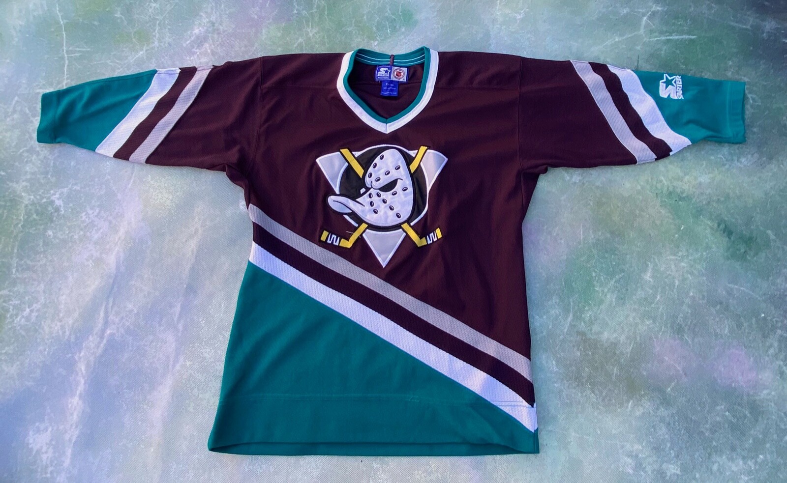 NHL ANAHEIM DUCKS ナイロンプルオーバー [Starter] Rare Mighty Ducks Starter jacket full zip Large Big Logo