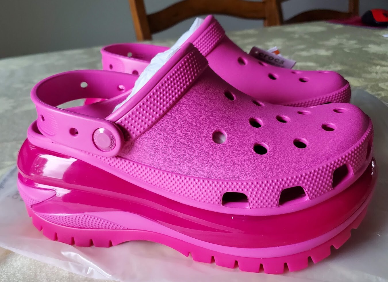 NEW Crocs Classic Mega Crush Clog - Juice | eBay NEW Crocs Classic Mega Crush Clog - Juice | eBay