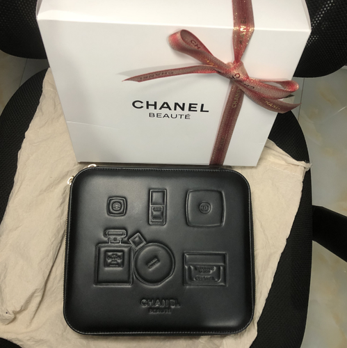 CHANEL beauty make box 非売品　大サイズ Chanel Black And White Lacquer Wood La Boîte Laquée Beauty