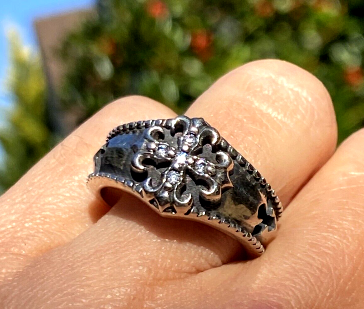 Deal Design JP Sterling Silver Cross Fleur-De-Lis Y2K Gothic Biker Mens Ring 10 Deal Design JP Sterling Silver Cross Fleur-De-Lis Y2K Gothic Biker Mens Ring 10