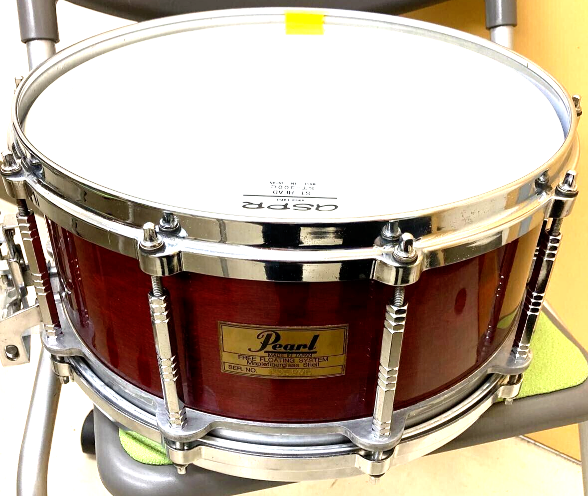 モケットポンスター　pearlドラム　fiberglass shell モケットポンスター pearlドラム fiberglass shell Pearl パール