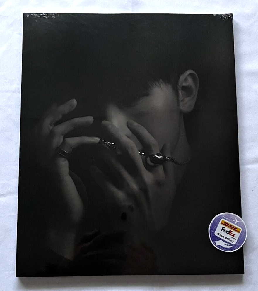 The Thirteen Tapes vol. 2/13 WOOZI ウジttt SEVENTEEN WOOZI The Thirteen Tapes TTT vol. 2/13 Photobook