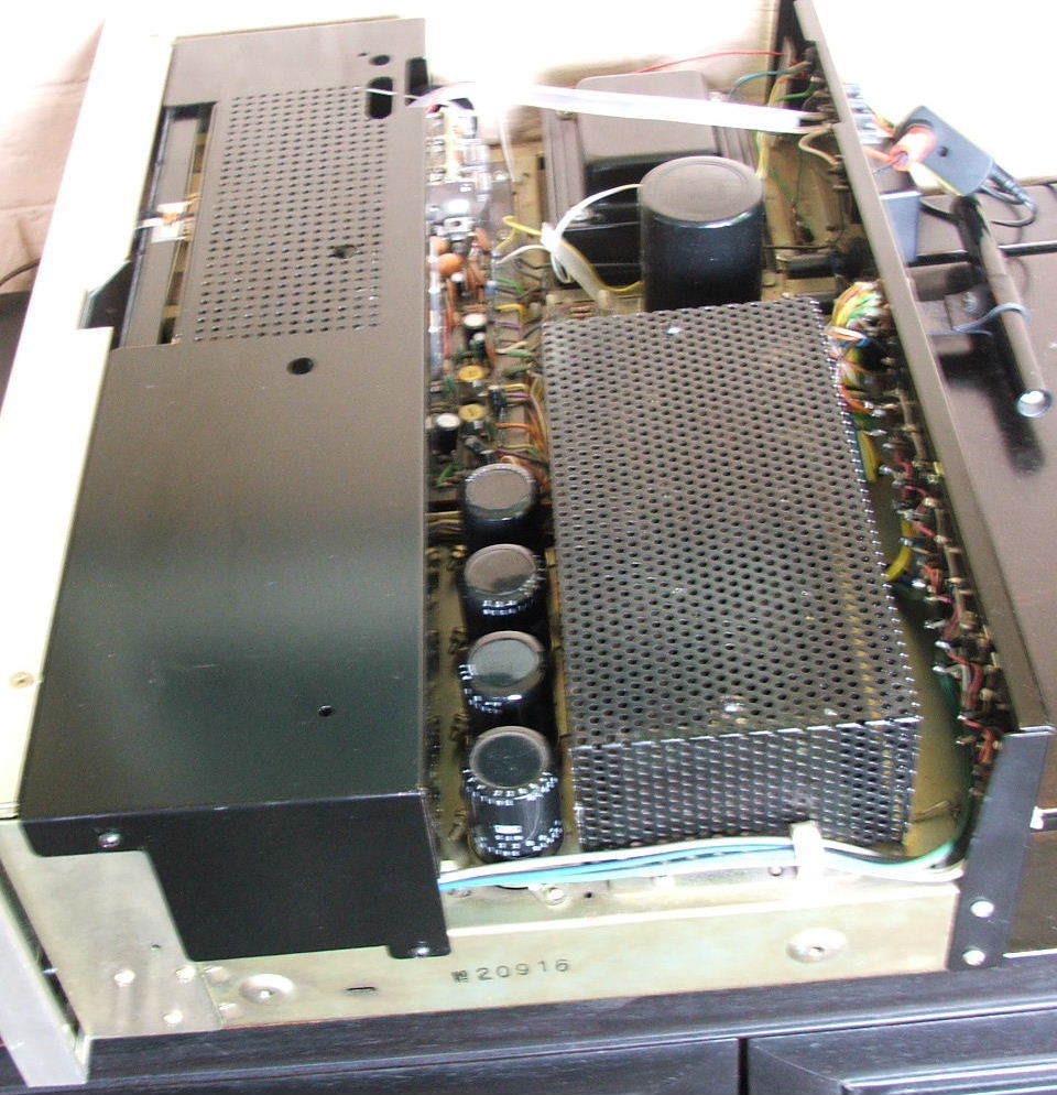 Vintage 1971  Pioneer QX-8000 Quadraphonic / Stereo Receiver in Walnut Case