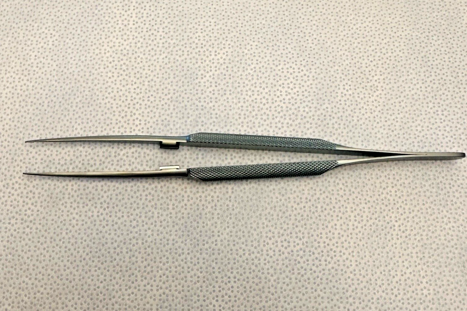 Codman Symmetry 80-1853 Jones I.M.A. Forceps, Straight