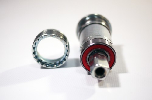 FSA RPM BB-7420 Square Taper Bicycle Bottom Bracket Sealed