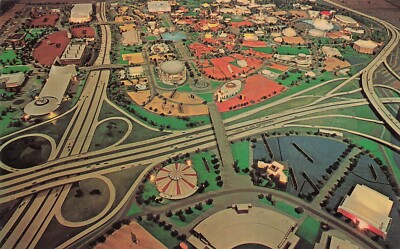 New York City World's Model Map Unisphere Globe Pavilion Vtg Postcard E51