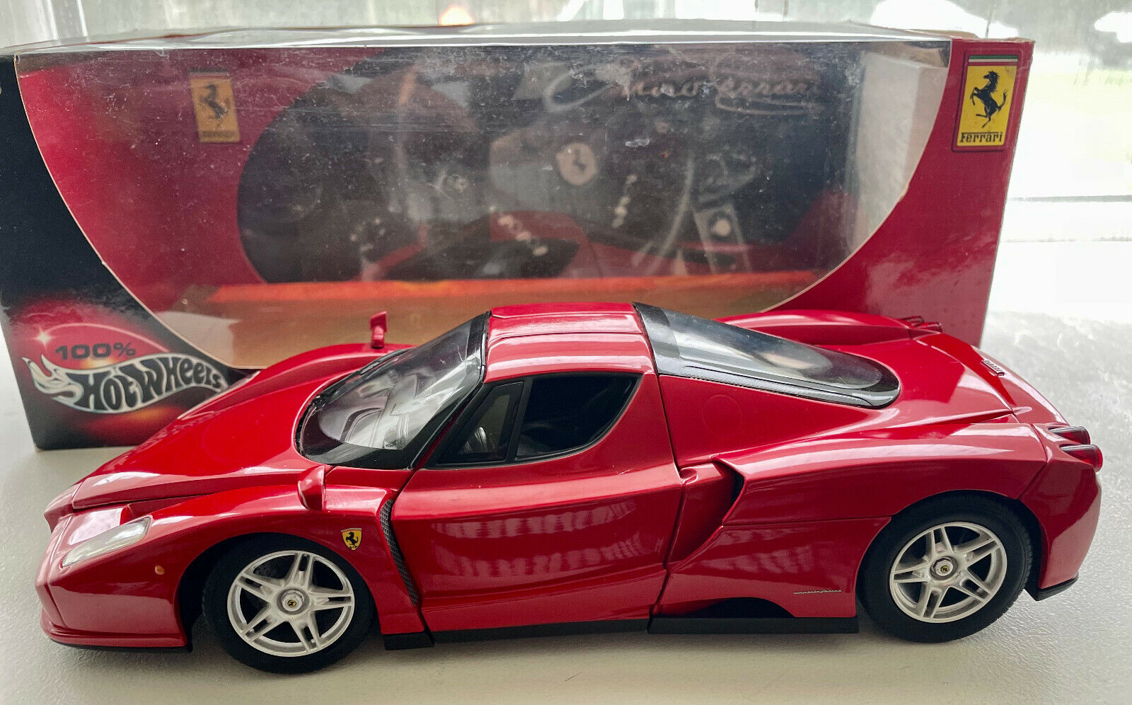 Hot Wheels Minicar 1/18 Enzo Ferrari Red in original box | eBay Hot Wheels Minicar 1/18 Enzo Ferrari Red in original box | eBay