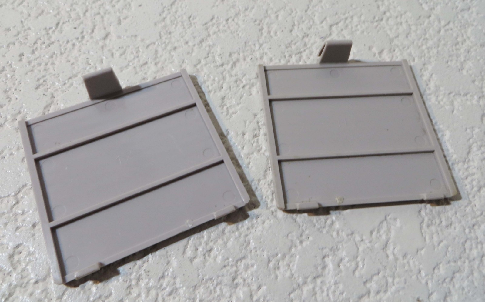 Vintage Nintendo Gameboy Battery Cover (BATTERY COVER ONLY)