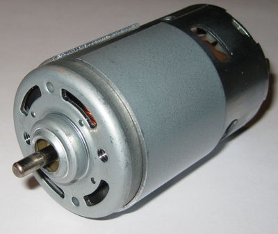 Large 12V Hobby Motor - High Torque - 3200 RPM - 650 Series Radio Control Motor