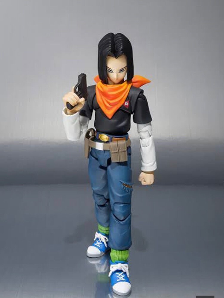BANDAI - Ado フィギュア 51zOD6ihAOL._UF350,350_QL50_.jpg