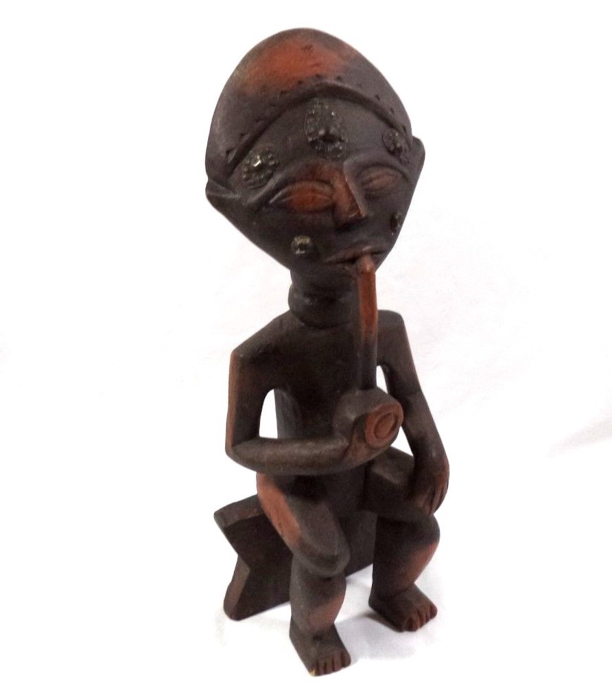 African Ashanti Tribal Seated Male Smoking Statue Ghana Africa