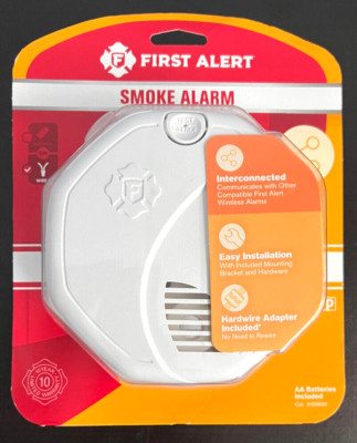 First Alert Hard-Wired w/Battery Back-up Photoelectric Smoke Fire Detector Alarm
