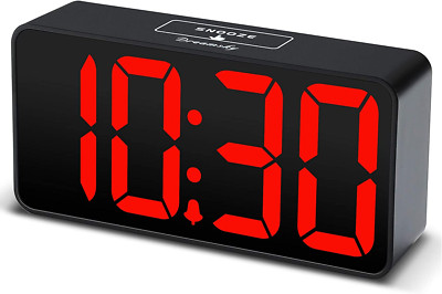 Dreamsky Compact Digital Alarm Clock with USB Port for Charging, 0-100% Brightne