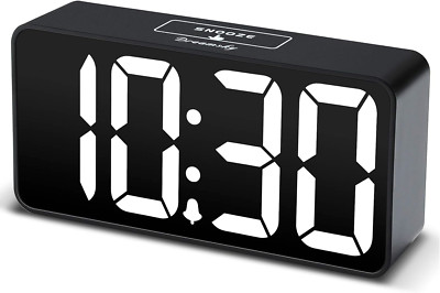 DreamSky Compact Digital Alarm Clock with USB Port for Charging, 0-100% Brightne