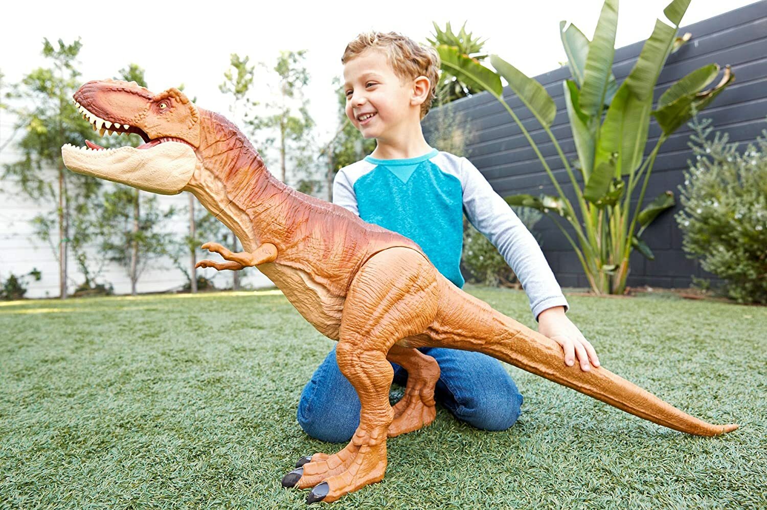 Игрушка Тиранозавр рекс Jurassic World