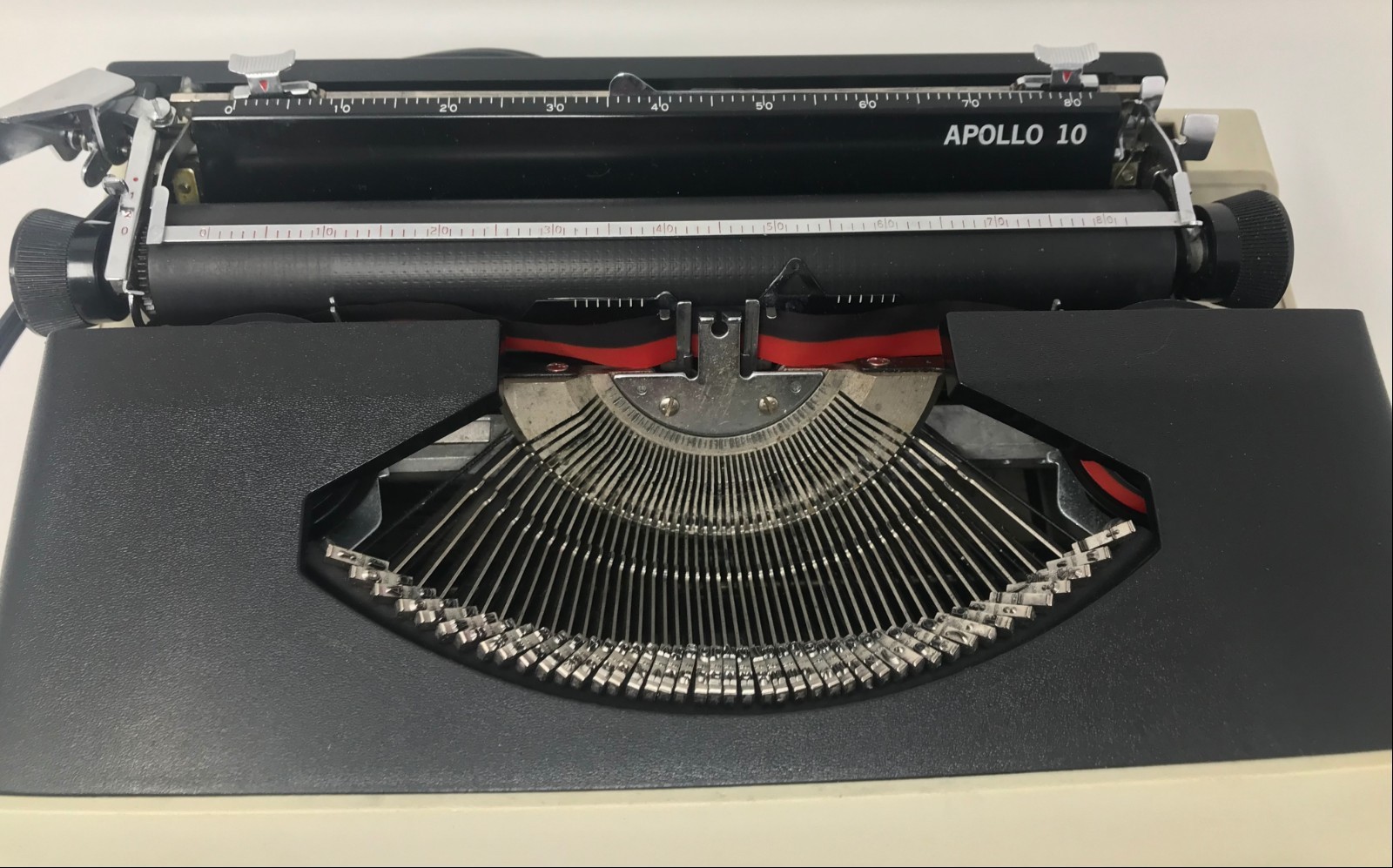 1970's Vintage Royal Apollo 10 Electric Portable Typewriter Japan - Ships FREE