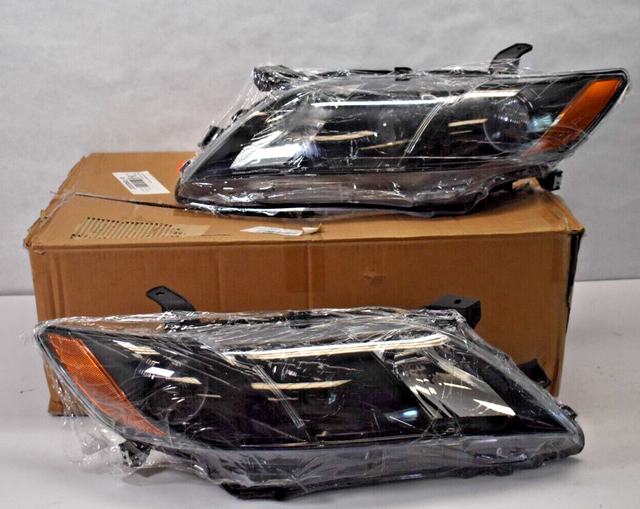Left/Right Side Headlight Lamp Replacements For Automotive Left/Right Side Headlight Lamp Replacements For Automotive