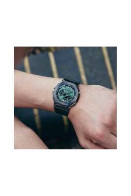 Pre-owned Casio G-shock Gents Watch Gm-2100b-3aer