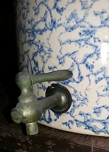 Vintage Stoneware Blue Spongeware Water Cooler Dispenser W/ Lid