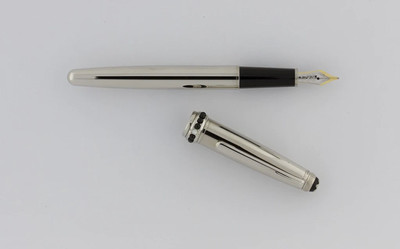 Montblanc 144 Magic Beauty II Black Pearl fountain pen