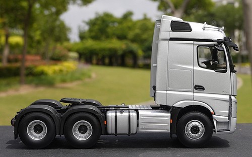 メルセデスベンツ アクトロス Actros　1/24 H147 メルセデスベンツ アクトロス Actros 1/24 H147 Amazon.co.jp