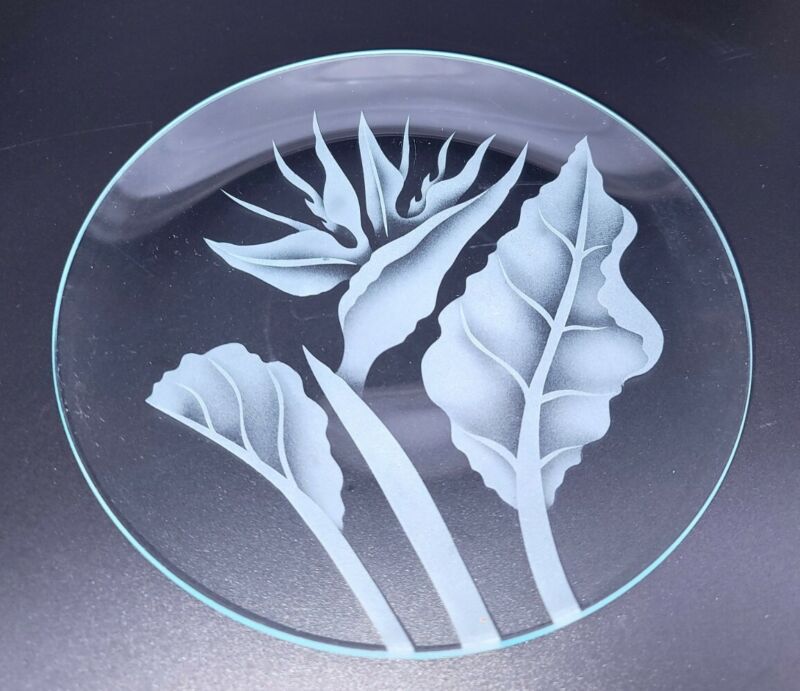 Frank Oda Hawaii 8" Etched Glass Plate Flower Floral Leaf