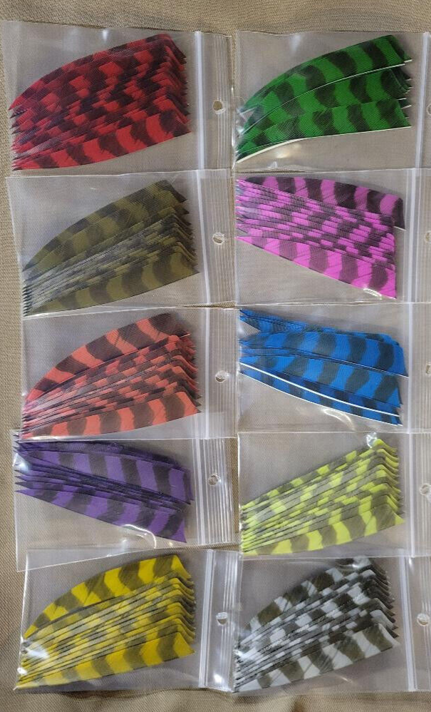 Trueflight 4" Shield Cut LW or RW Feathers - 1 Dozen Barred