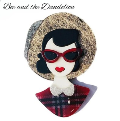 Layered 3D  Acrylic Brooch  Chic Girl /  Lady in Large Sun Hat And Sunglasses