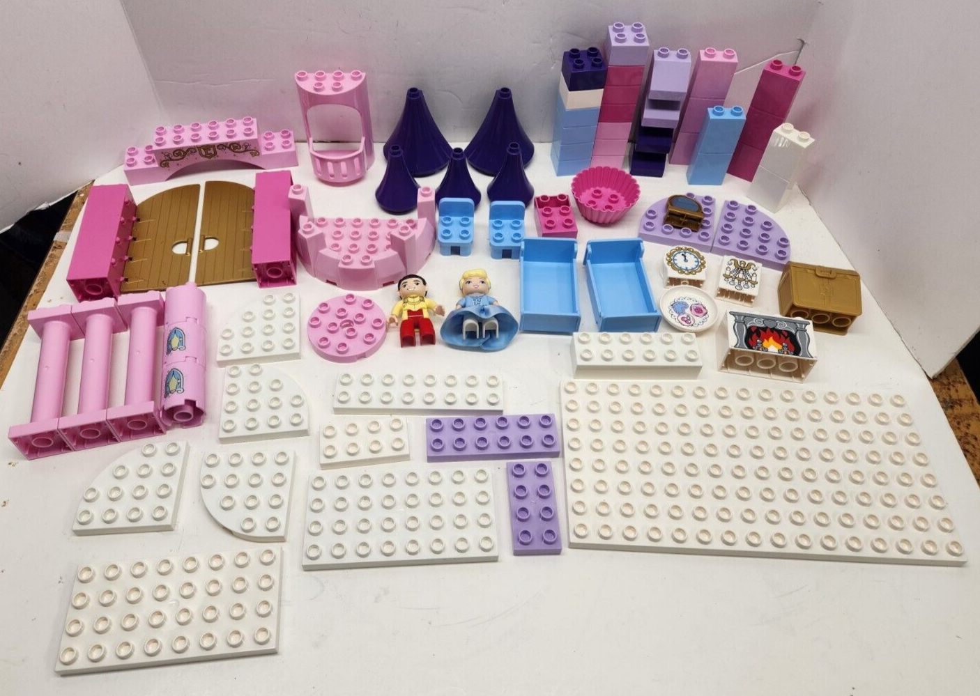LEGO Duplo Cinderella s Castle Disney Princess 6154 set lot