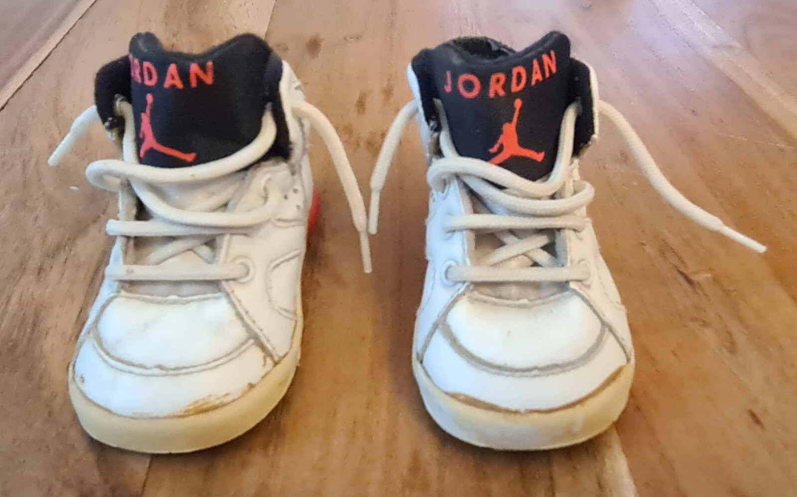 新品 90s ナイキ 1991 INFANT JORDAN COLLECTION Vintage 1991 Nike Baby Air Jordan Shoes Red White Size 4 IOB