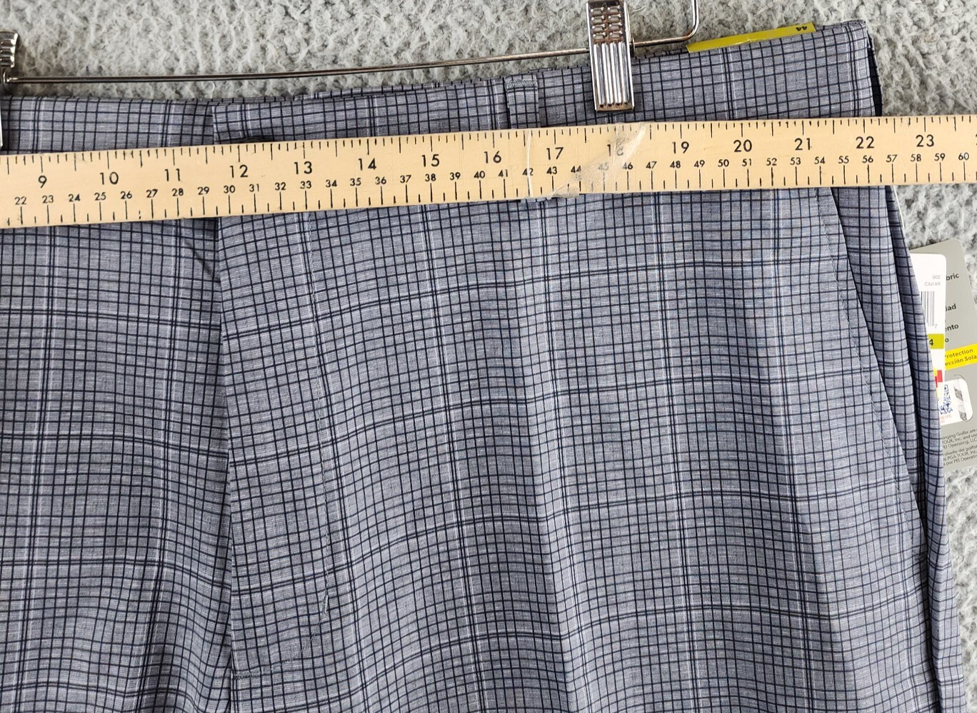 PGA TOUR Check Print Performance Golf Shorts Men's 44 Caviar Slash Pockets - Picture 5 of 16