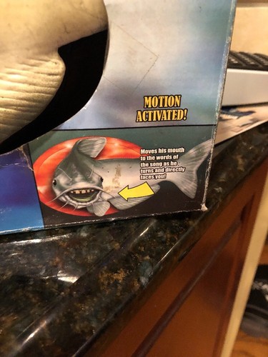 Gemmy Cool Catfish Big Mouth Billy bass makers Motion Activated 2000
