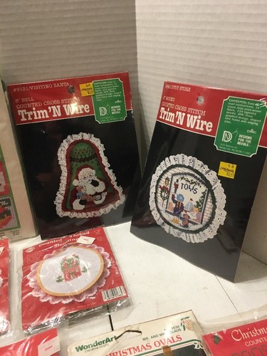 LOT Of 11 CROSS STITCH SEALED KITS CHRISTMAS VINTAGE