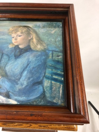 Lovely Antique Victorian Eastlake Deep Walnut Picture Frame