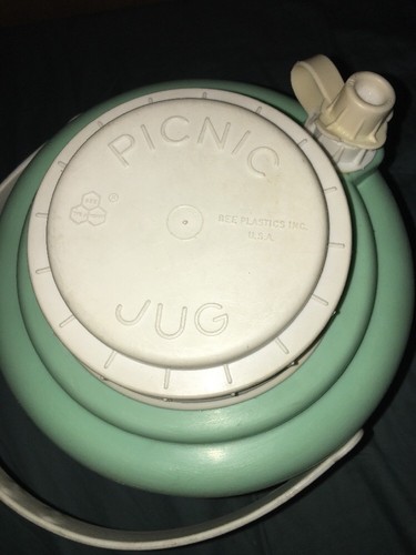 vintage picnic jug, Unknown Brand, Two-tone Green, Clean Inside.