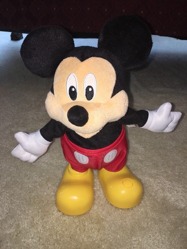 Disney Sing & Giggle Mickey Mouse Clubhouse Plush Toy Doll