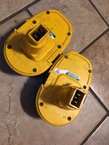 DeWalt  DC9096 XRP 18V Battery Packs for Parts or Repair, Lot of 2