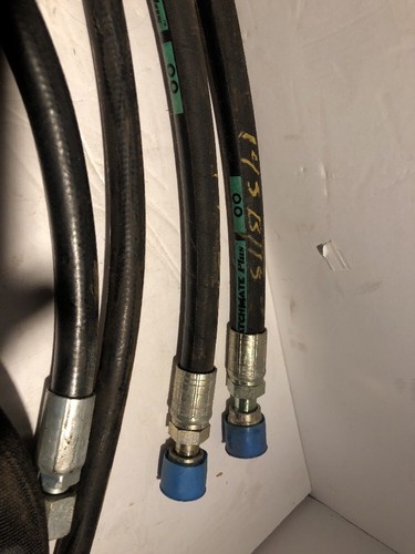 Huge Lot Of Flexible Hydraulic Hoses               H3